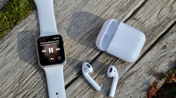 Apple'ın 2024'te Micro-LED Apple Watch'ı piyasaya süreceği söylendi 1 nh