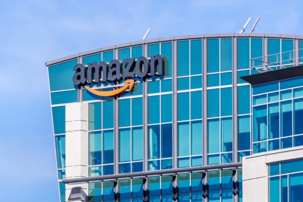 Amazon çalışanları ofis hayatına geri dönüyor