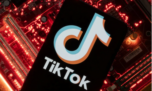 TikTok kullanıcıları yasaklara dava açtı