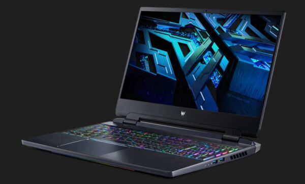 Acer Predator Helios 300 Gaming Laptop: Tam bir oyun canavarı!