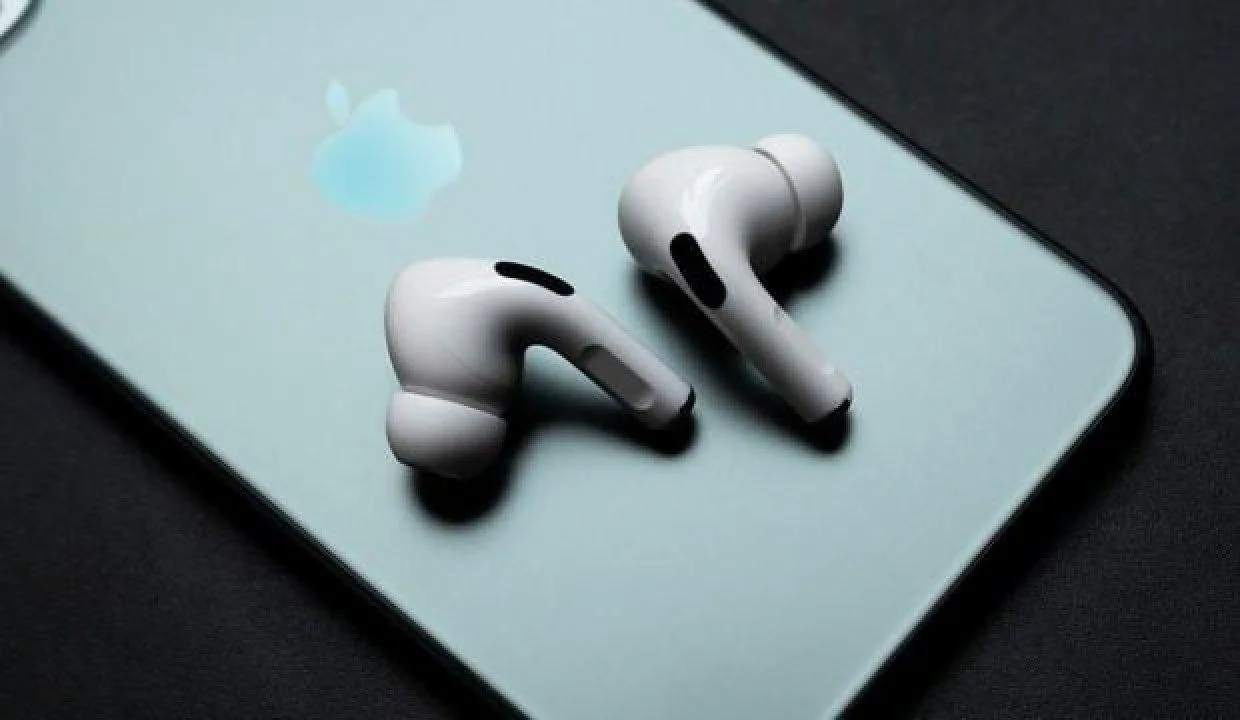 AirPods