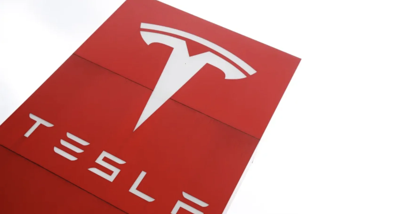 Tesla ev ziyaretleri yapıyor