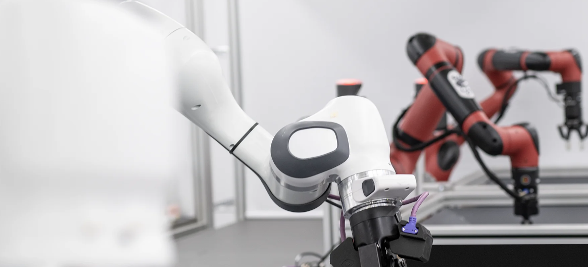 Google DeepMind, denetim olmadan kendi kendine çalışan AI robotunu tanıttı