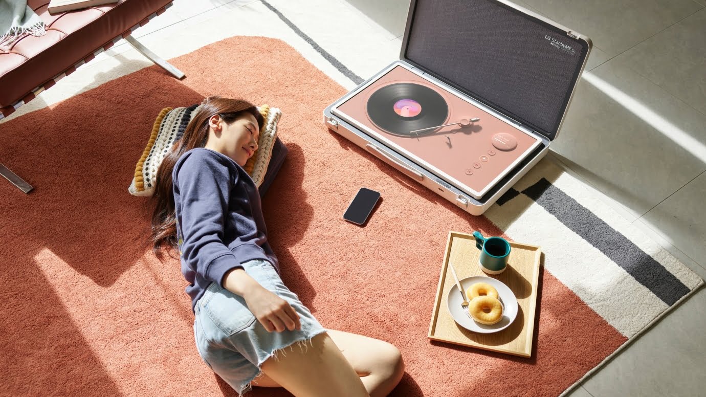 LG yeni taşınabilir kablosuz ekranı gün yüzüne çıktı 3 LG StanbyME Go 2