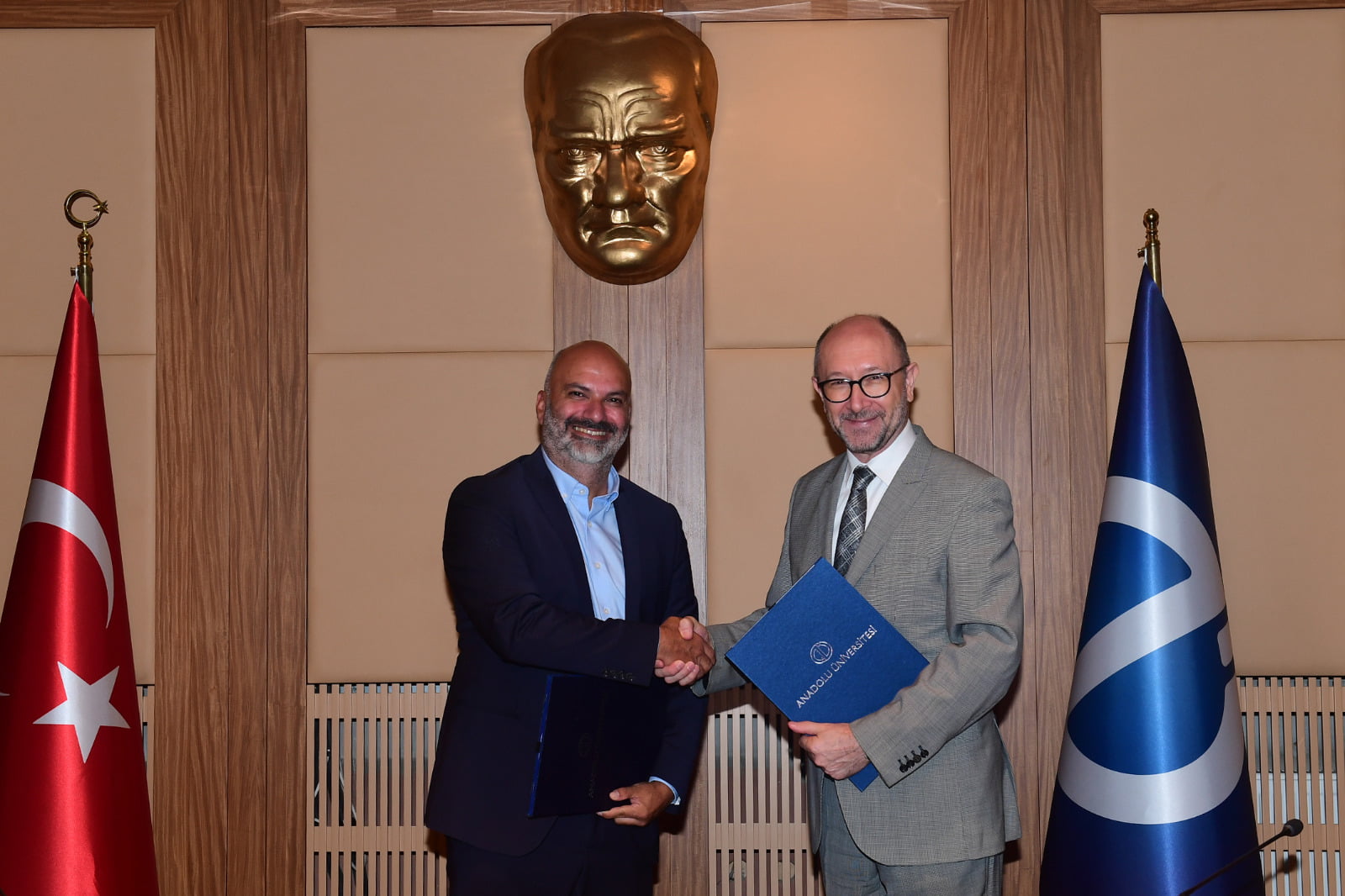 Anadolu Üniversitesi