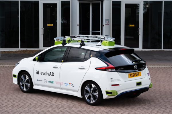Nissan destekli Otonom Sürüş Araştırma Projesi evolvAD başladı 2 evolvAD