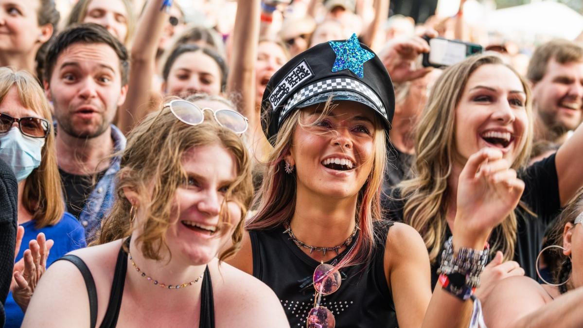 Z ve Y kuşağı kıyaslandı! Sonuçlara inanamayacaksınız