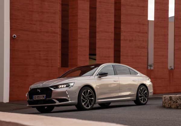 Yeni ds 9 Opera E-tense 250 Türkiye’de 3 DS 9 Opera E-tense