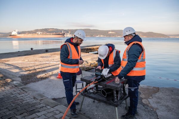 Uçtan Uca Fiber Altyapı Çalışmalarını Hız Kesmeden Sürdürüyor