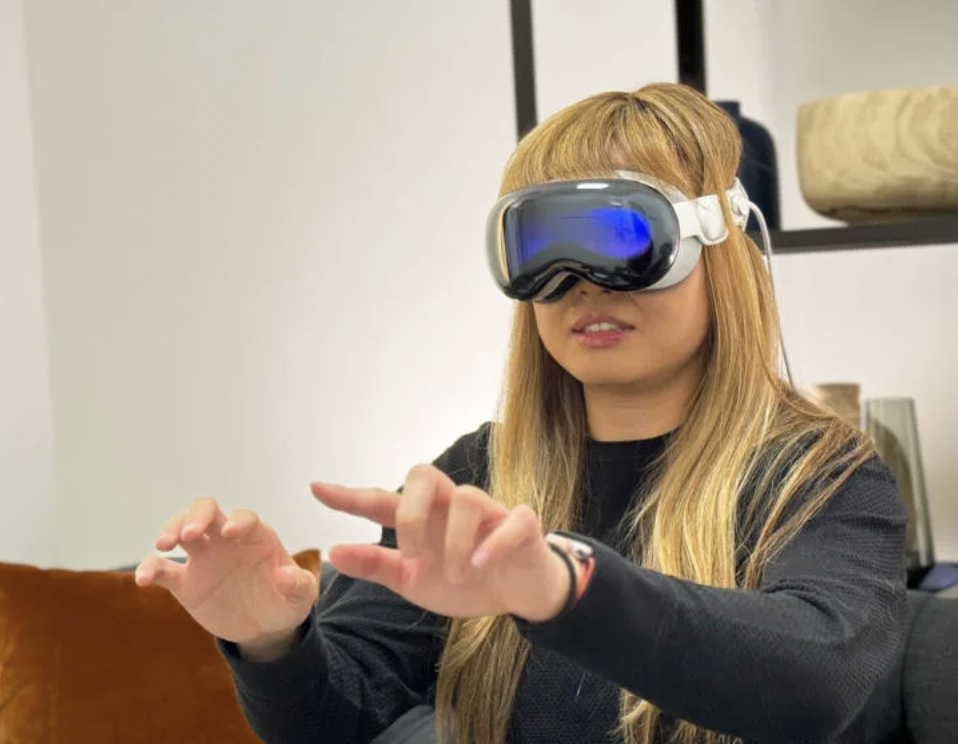 YouTube bir Apple Vision Pro uygulaması üzerinde çalışıyor!