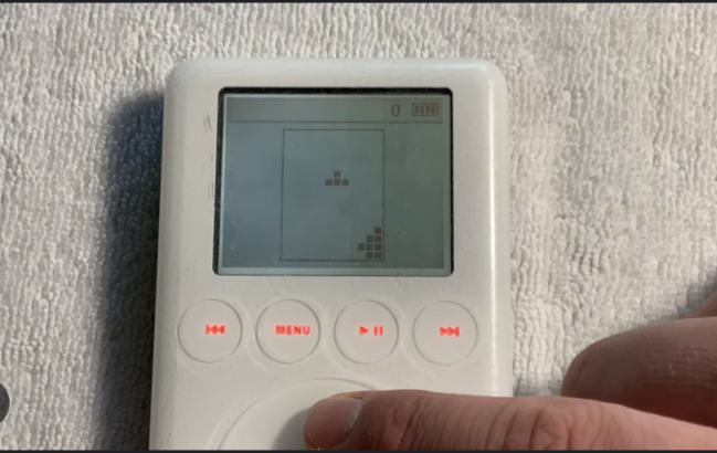 Apple, iPod için bir Tetris klonu oluşturdu