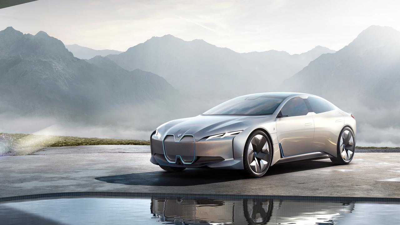 BMW yeni elektrikli Coupe
