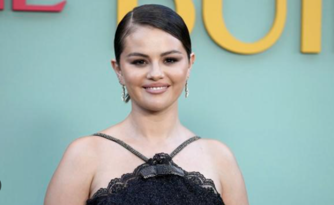 Selena Gomez resmen milyarder oldu!