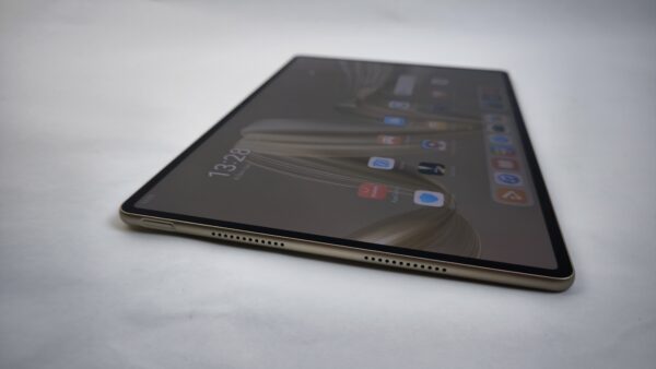 Huawei MatePad Pro 12.2 inceleme: Bir çizim tahtası, bir laptop gibi