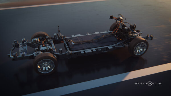 Stellantis Yeni STLA Frame ile Elektrikli de Menzili 1100 Kilometreye Çıkardı! 3 STLA Frame