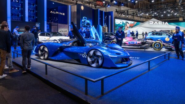 PHINIA’nın Direkt Yakıt Enjektörleri Alpine Alpenglow Prototipine Güç Sağlayacak!