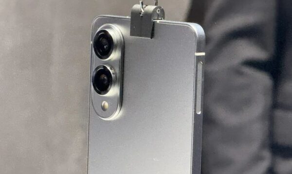 Samsung Galaxy S25 Edge 1