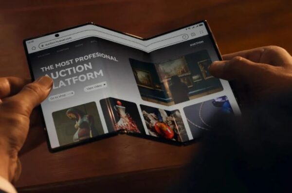 Samsung Uce Katlanabilir