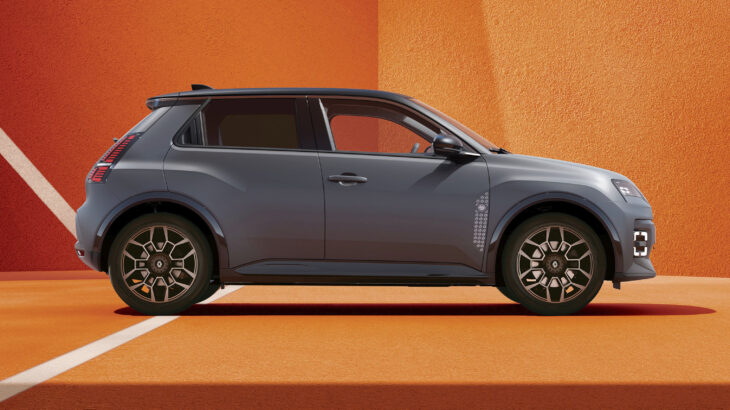 RENAULT 5, ROLAND-GARROS’YA ÖZEL OLARAK YENİDEN TASARLANDI 8 RENAULT 5