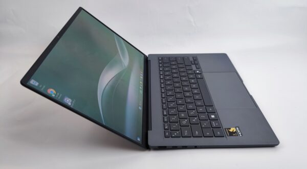 Asus Zenbook A14 (UX3407) inceleme: Hafif, Dayanıklı ve Çok Zeki 3 Asus Zenbook A14 (UX3407) inceleme: Hafif, Dayanıklı ve Çok Zeki