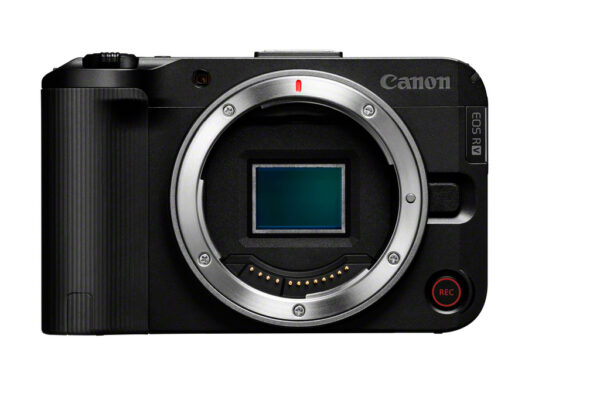 Canon EOS R50 V İçin Geliştirilen Bu Lens İle Çekimler Artık Daha Yaratıcı 2 Canon EOS R50 V