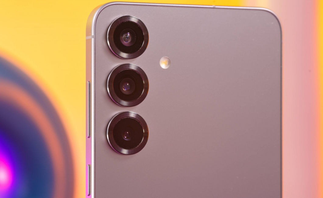 Galaxy S26 Serisi Daha İnce Kameralara Sahip Olacak 1 Galaxy S26 serisi 2