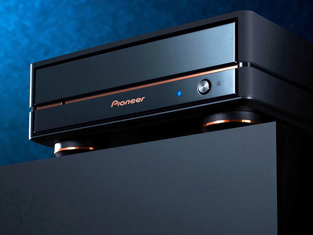 Pioneer reportedly pulls out of Blu ray drive business