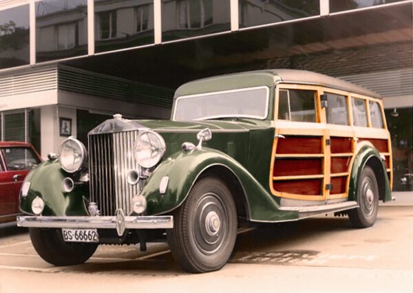 Phantom : Sanatın Yüzyıllık Sessiz Tanığı 5 Phantom