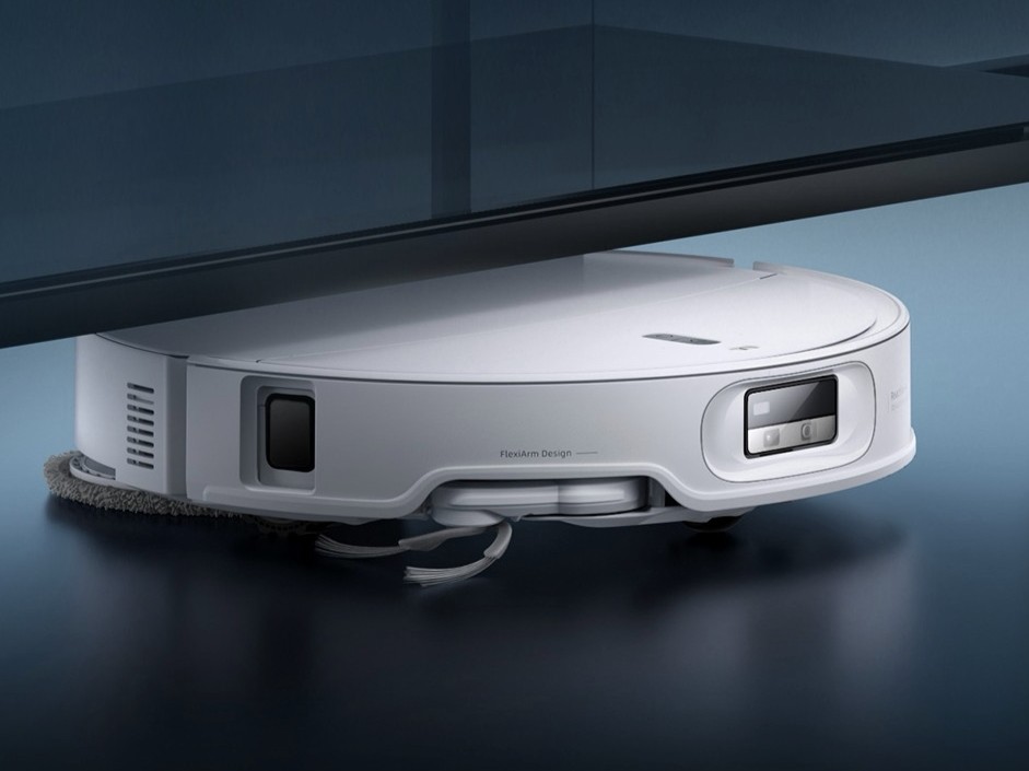 Roborock Qrevo Curv 2 Pro spotted