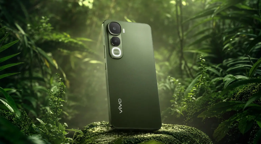 Vivo Y400 Tanıtıldı Fiyatı ve Özellikleriyle Dikkat Çekiyor 2 Vivo Y400-3