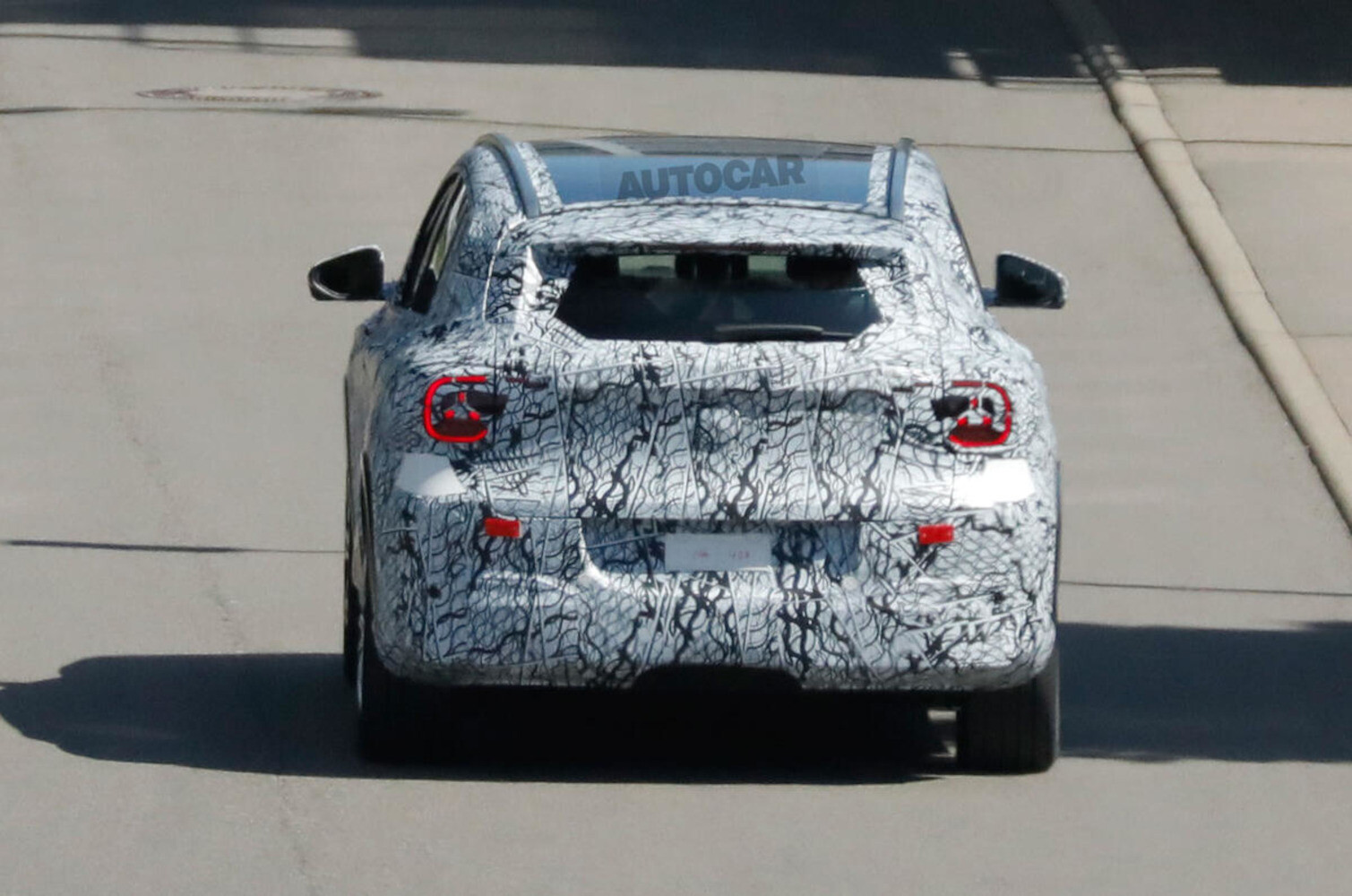 csm mercedes benz new gla ev testing rear 3c8e54c411