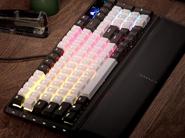 Corsair Vanguard 96 Pro 7