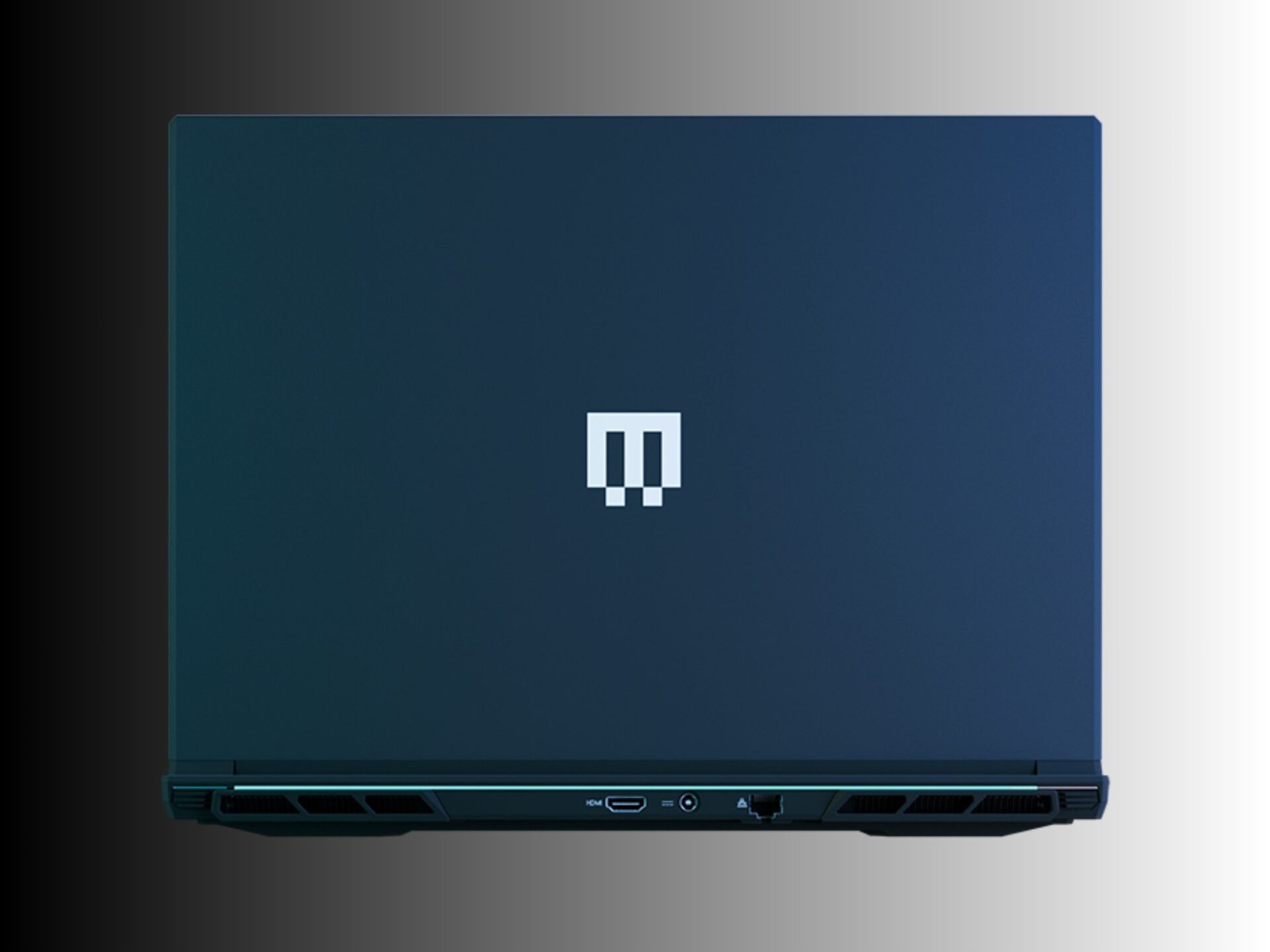 Oyuncular İçin Yeni Canavar: MAINGEAR Super 16 3 MaingearSuper16BackView 1920x1440 1