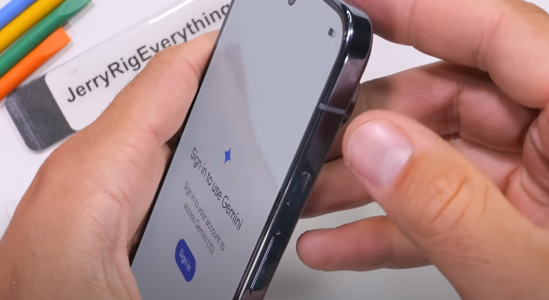 Pixel 10 Pro XL, Bükülme Testinden Başarıyla Geçti 2 Pixel 10 Pro XL