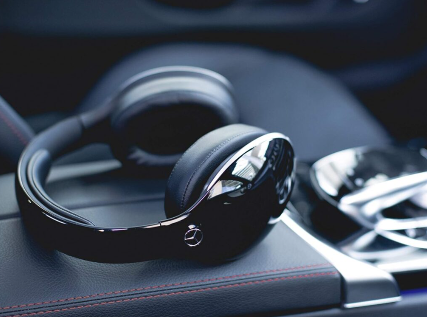 Mercedes Benz Kulaklık