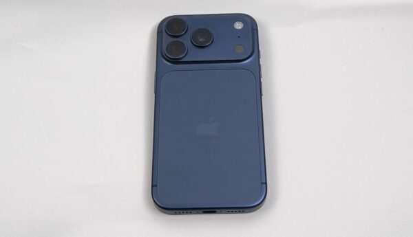 Apple iPhone 17 Pro inceleme! 16 Pro ile farkları neler? 17 mi yoksa 17 Pro mu almak mantıklı?