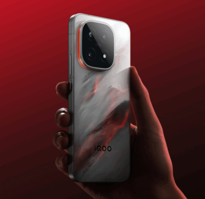 iQOO 15 Güçlü Donanımıyla Küresel Lansmana Hazırlanıyor 35 iQOO 15 (6)