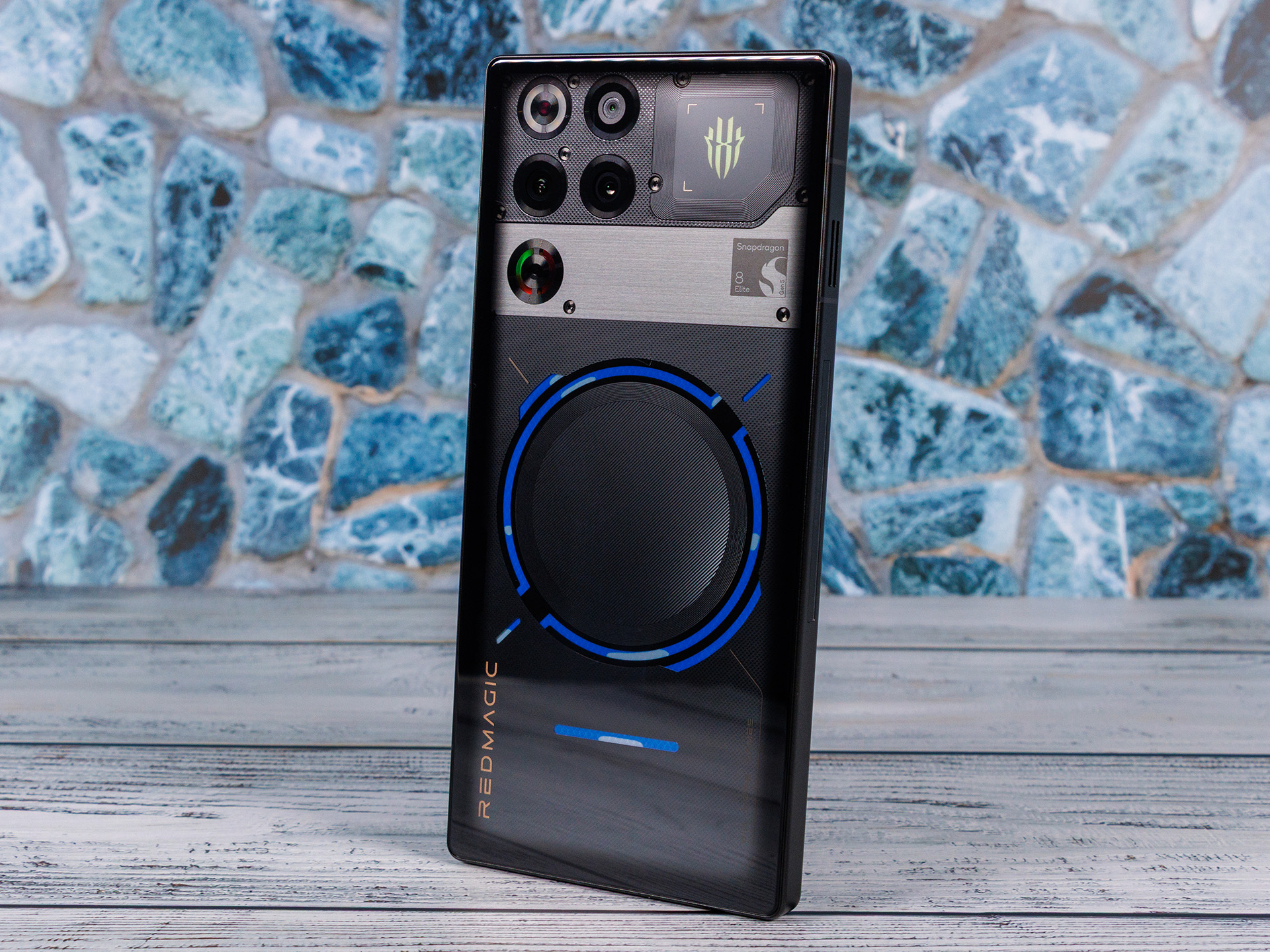 Cebinizdeki Fanlı Canavar: RedMagic 11 Pro Performans Testi 1 aPic RedMagic 11 Pro 1713 1