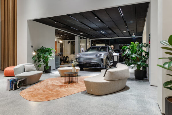 Yeni “Porsche Studio” Açıldı : Porsche, Müşteri Deneyim Ağını Genişletmeye Devam Ediyor 5 Porsche Studio