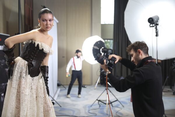 EOS R6 Mark III ve C50 Sahneye Çıktı