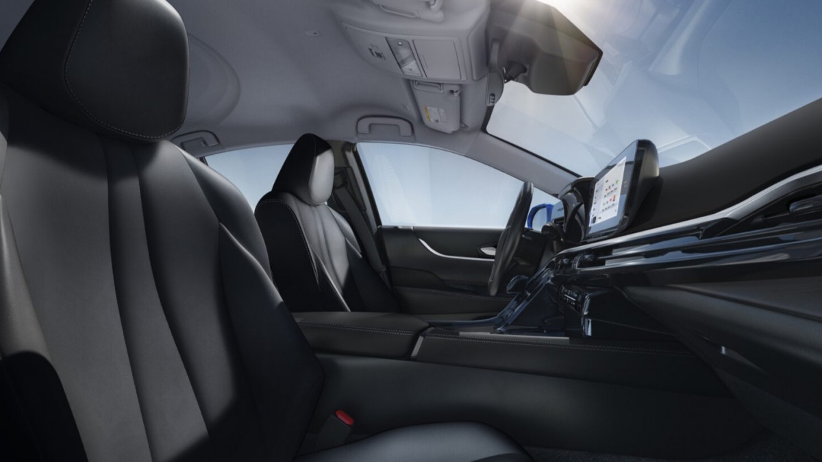 Toyota'nın Hidrojen İnadı Sürüyor: 2026 Mirai, Yeni Jantları ve Acı Gerçekleriyle Tanıtıldı 2 Toyota